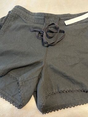 Caslon Gray Shorts Women XS